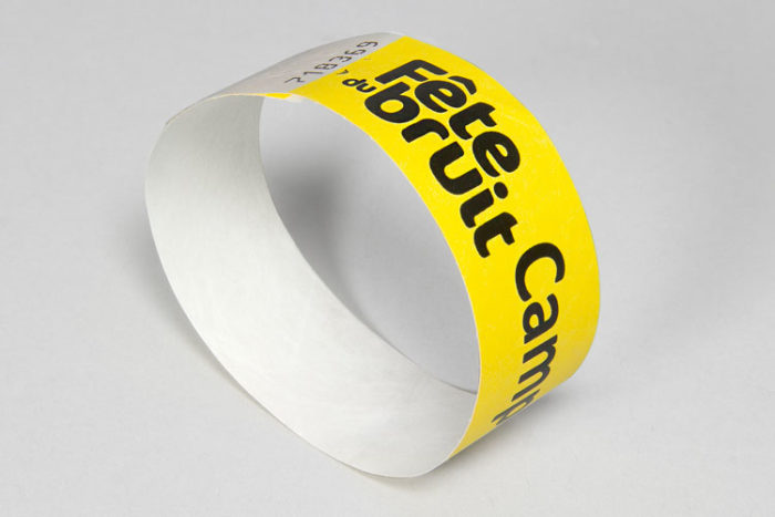 Bracelet Tyvek personnalisé à fermeture définitive - Oscar Productions Nantes billetterie et gestion d'accès sécurisée